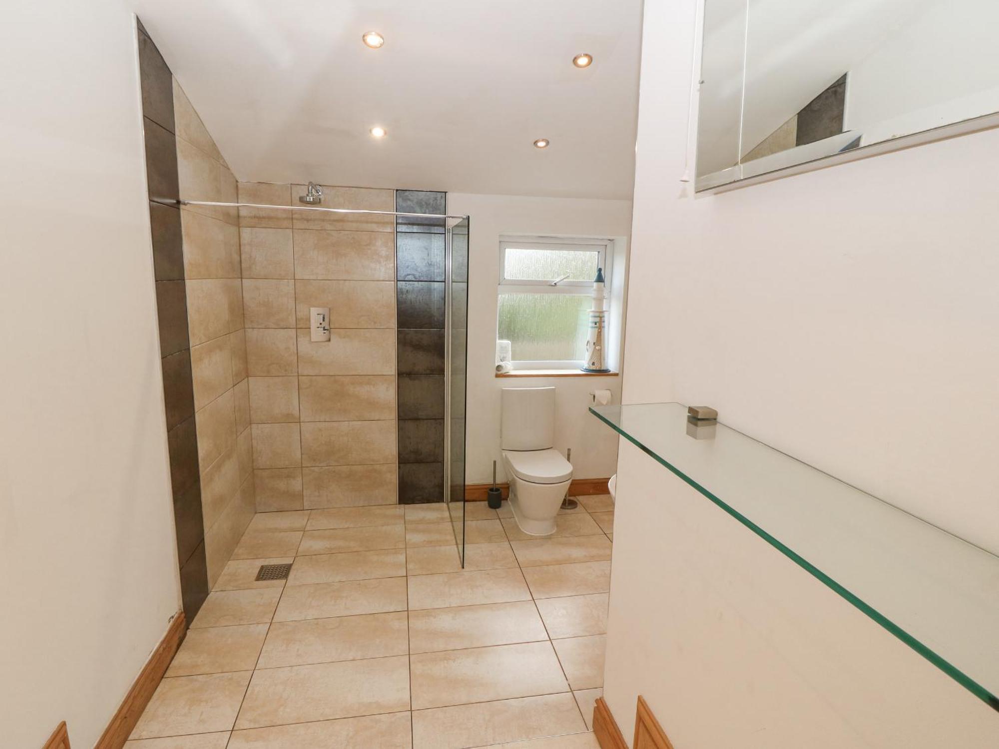Coed Llai Villa Holyhead Exterior photo