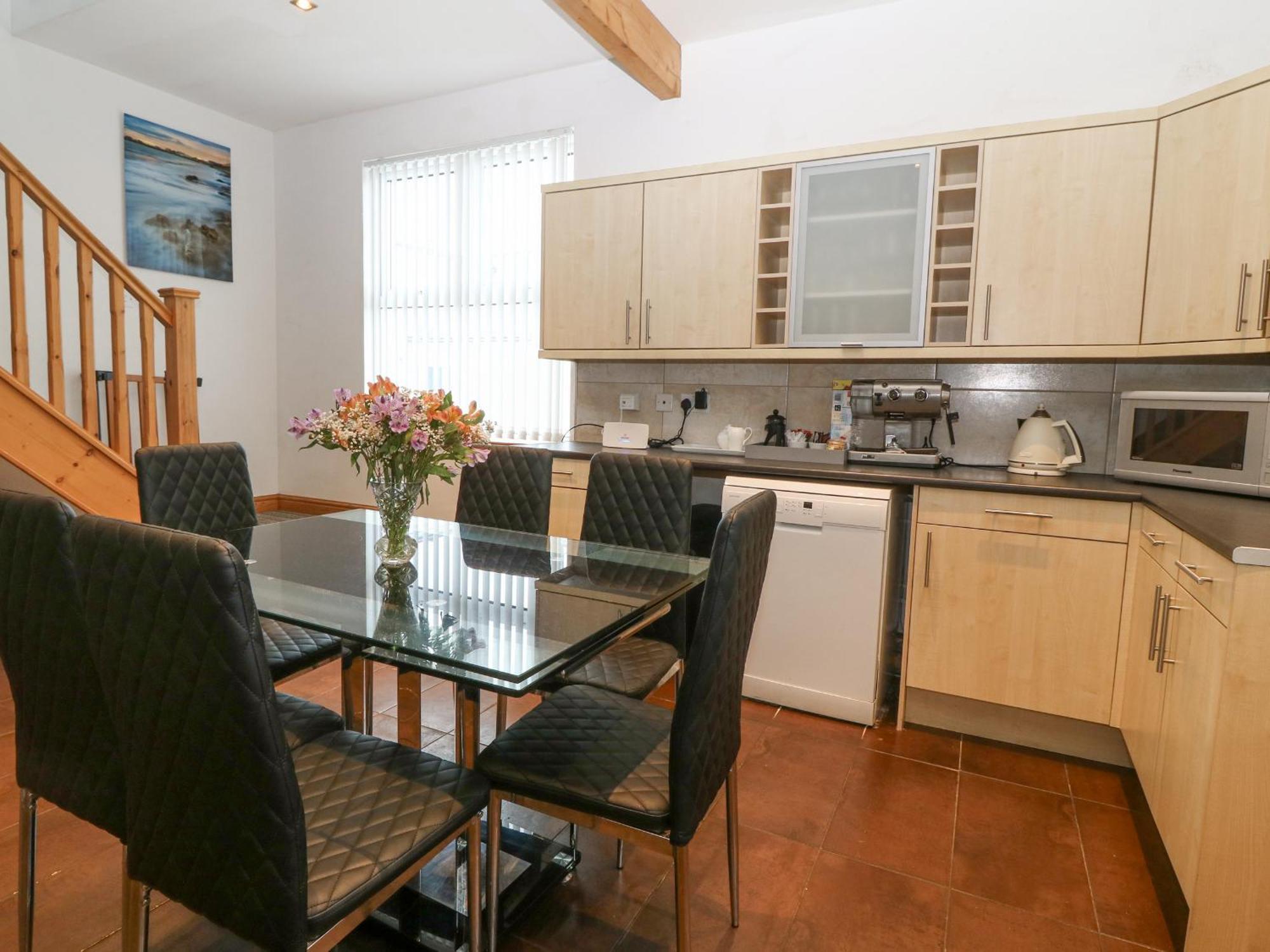 Coed Llai Villa Holyhead Exterior photo